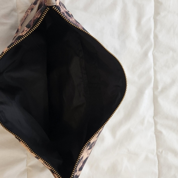 COSMETIC CASE LARGE SIZE - Picture 4 of 5